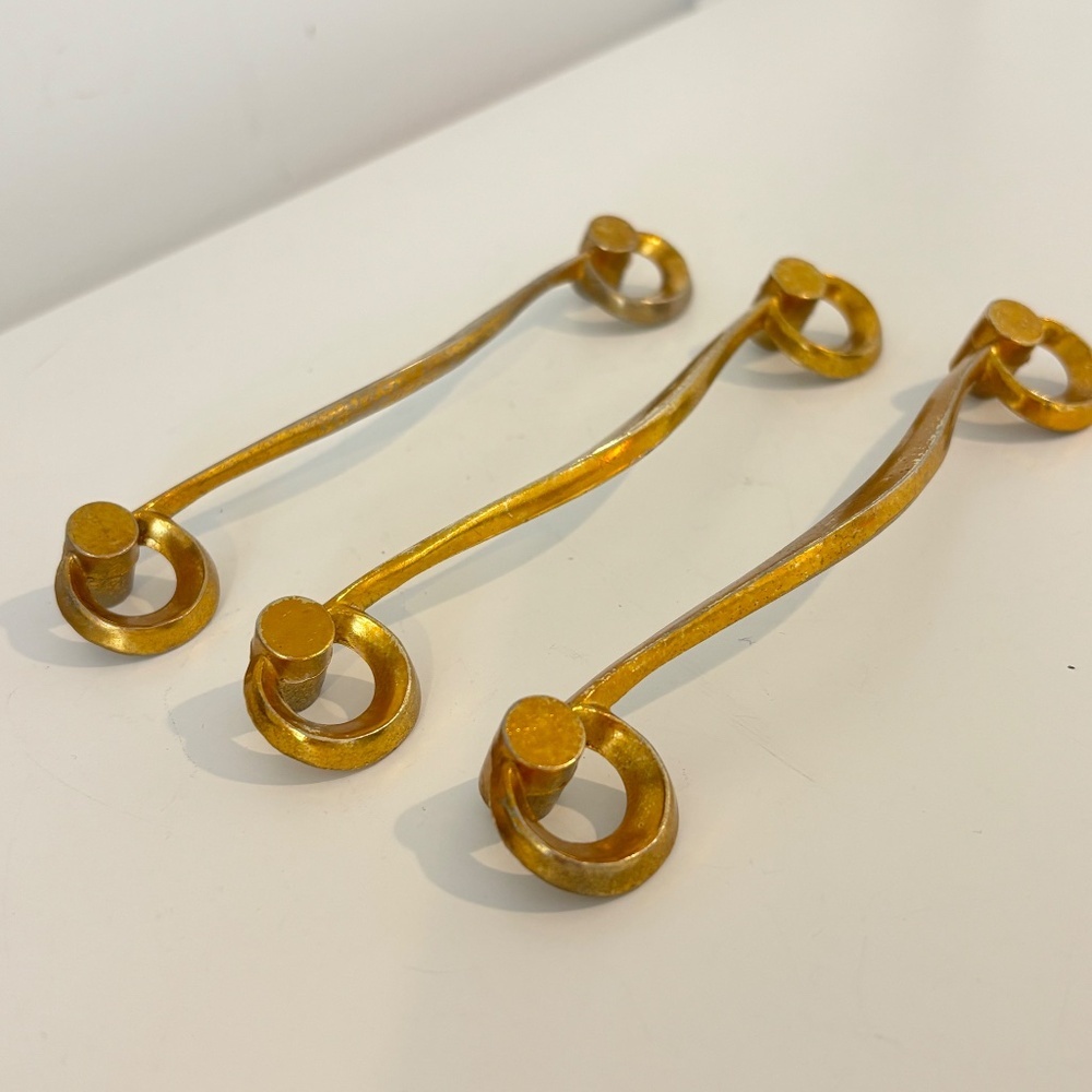 MCM Set of THREE drawer pulls mid century dresser handles gold toned 5.5" wide - Picture 9 of 12